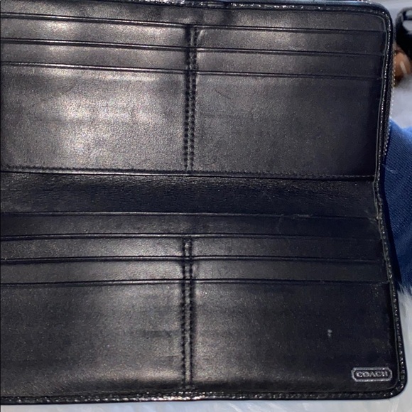 Authentic Coach Wallet has the code number inside - Picture 6 of 6